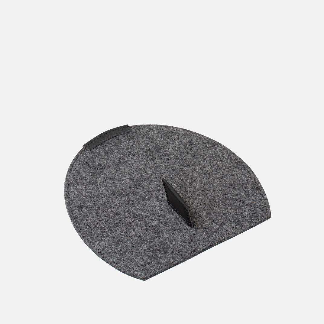 Merino Felt Rest Station 2.0 for AirPods Max